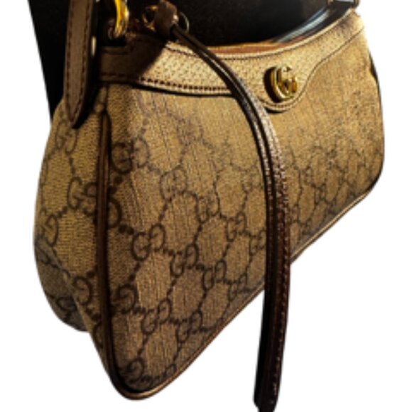 Gucci - Picture 6 of 11